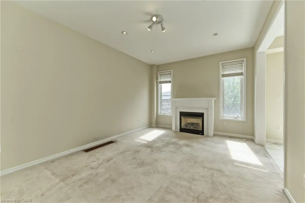 126 Merrilee Crescent