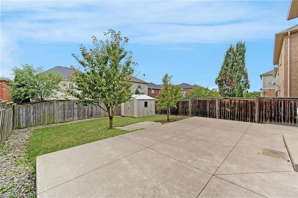 126 Merrilee Crescent