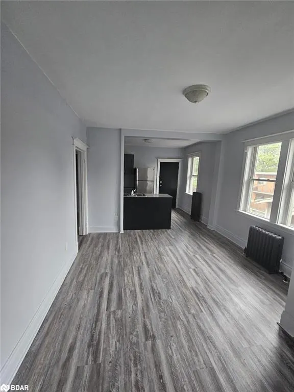991 Main Street E, #5