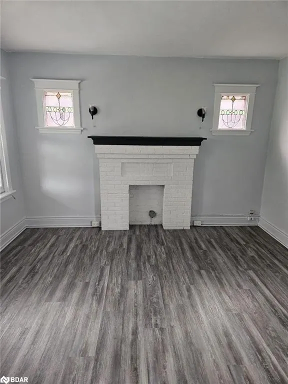 991 Main Street E, #5