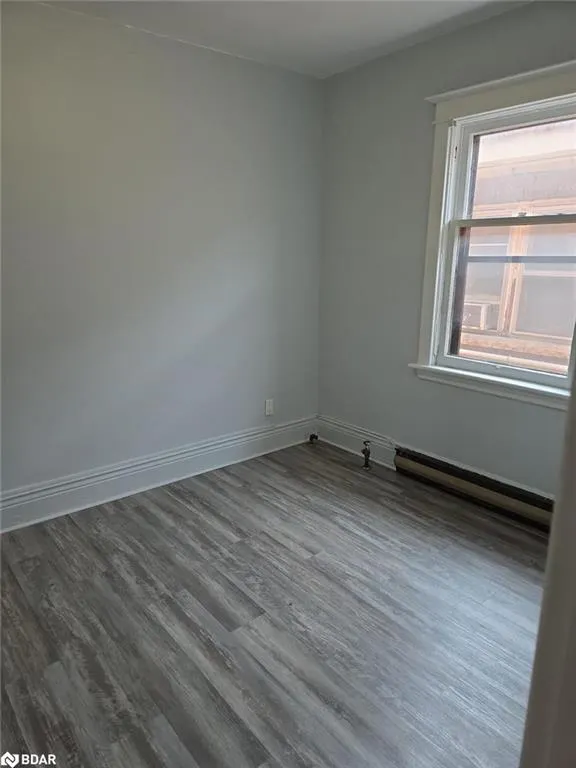 991 Main Street E, #5