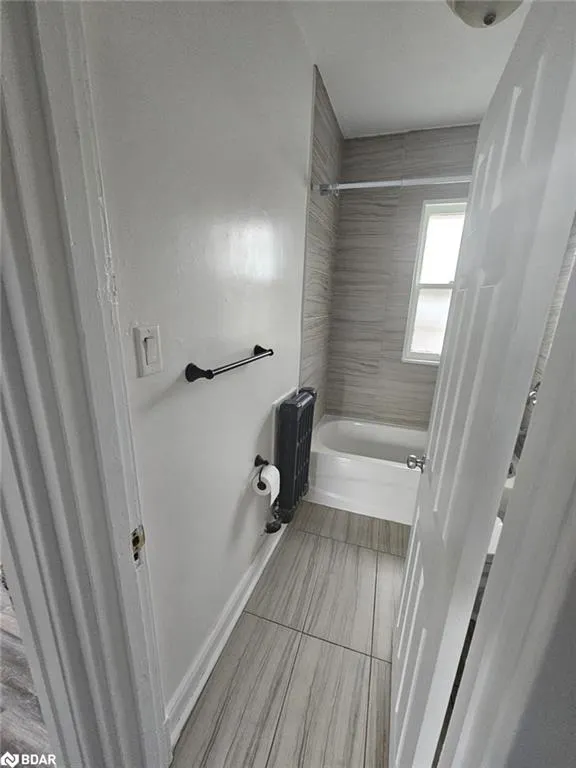 991 Main Street E, #5