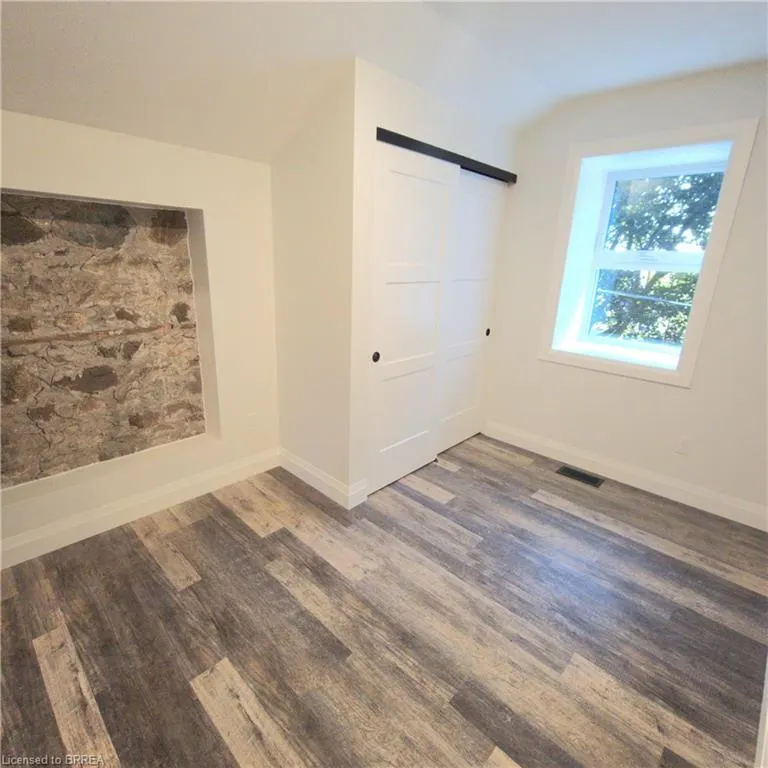 33 Islington Avenue, #1