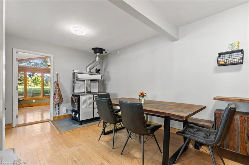 40 Rennie Drive