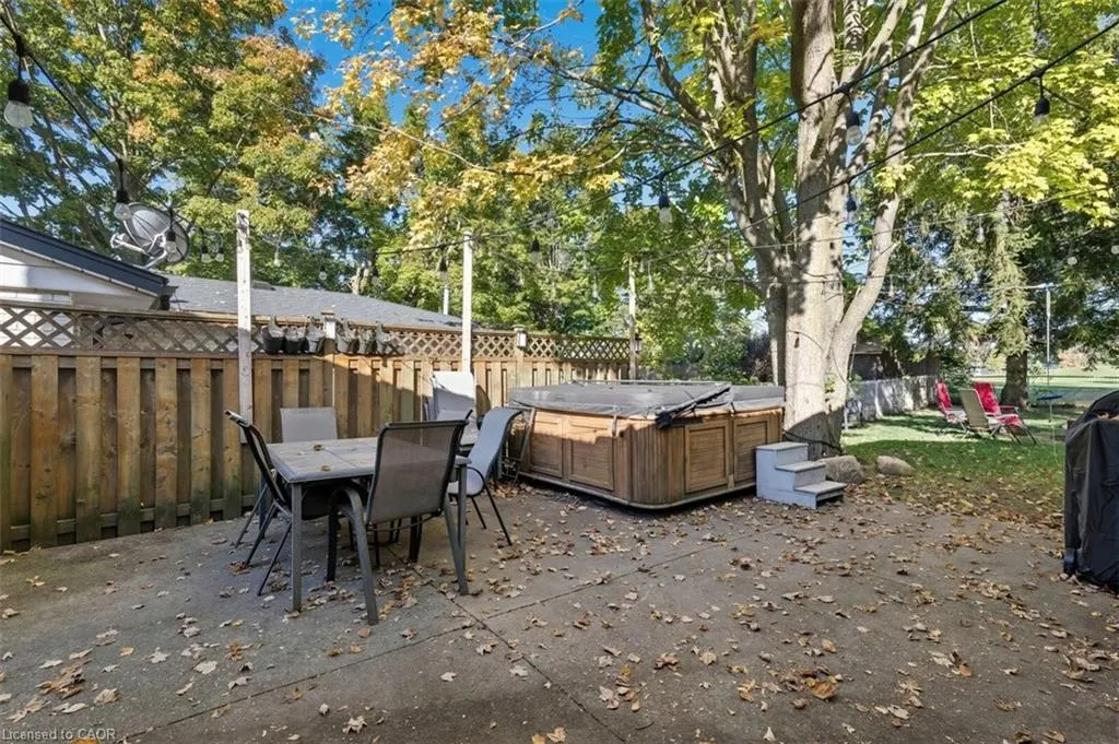 40 Rennie Drive
