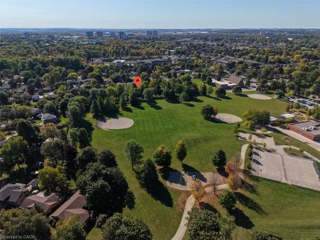 40 Rennie Drive