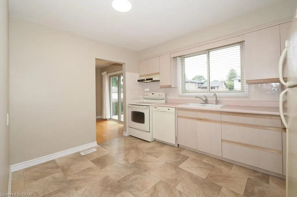 15 Niagara Road