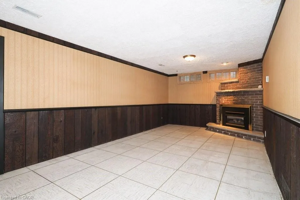 15 Niagara Road