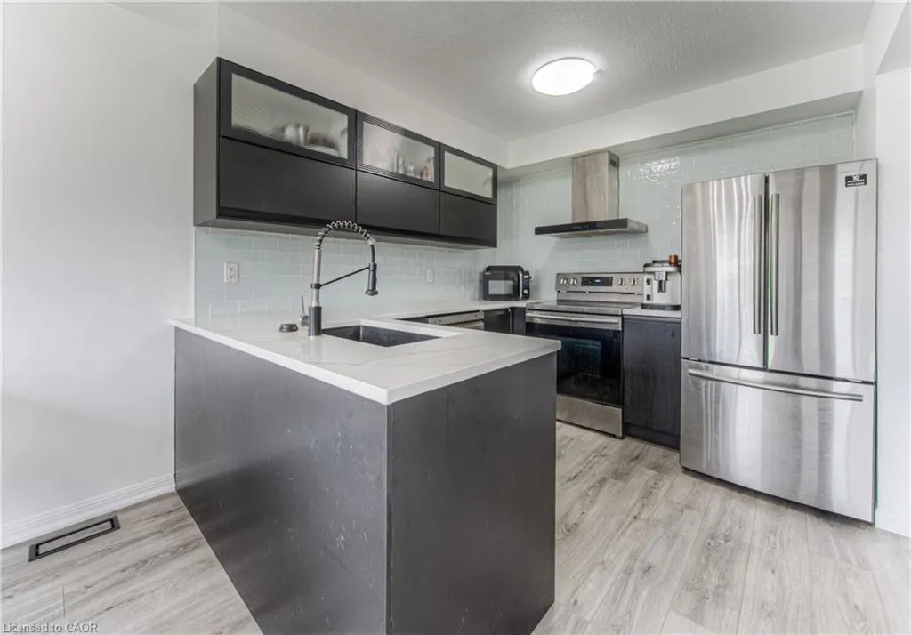 583 Windflower Crescent