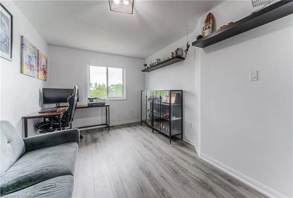 583 Windflower Crescent
