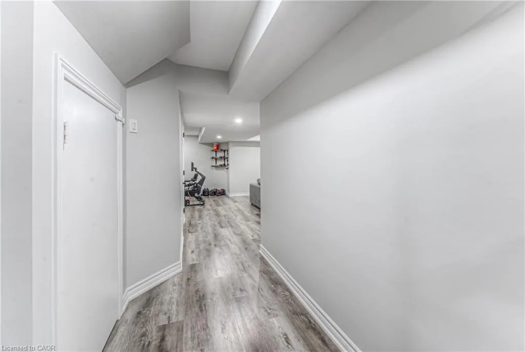 583 Windflower Crescent