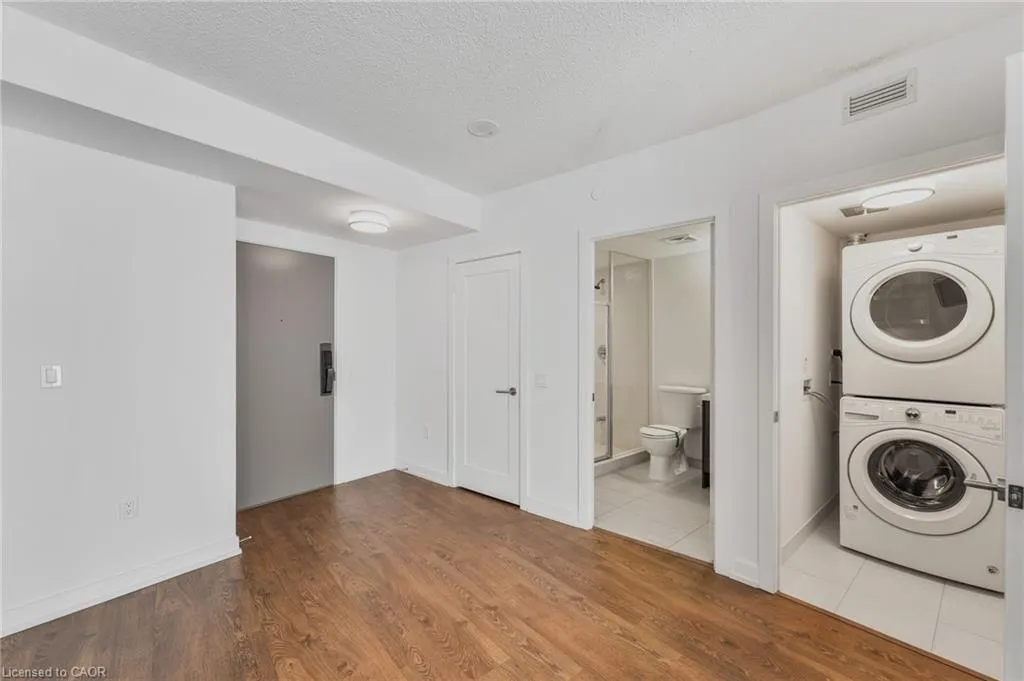 10 York Street, #1109