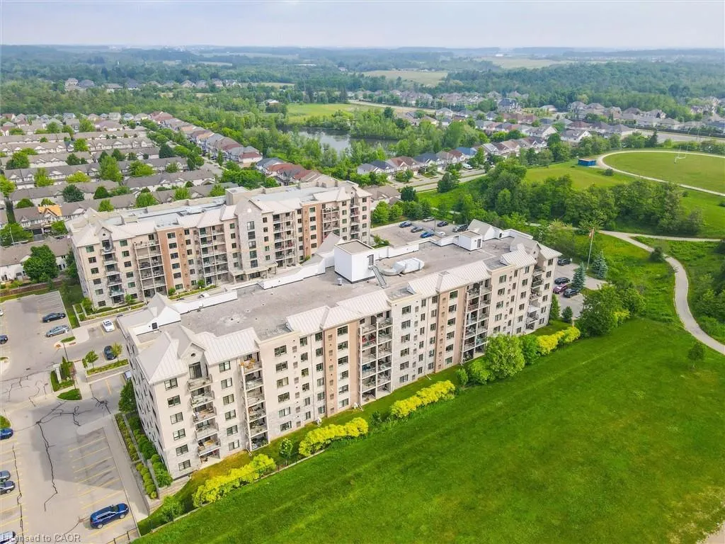 776 Laurelwood Drive, #307