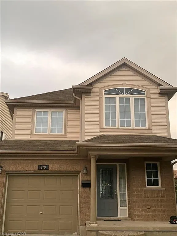 679 Commonwealth Crescent