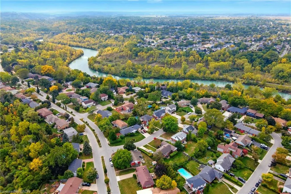 10 Riverview Boulevard