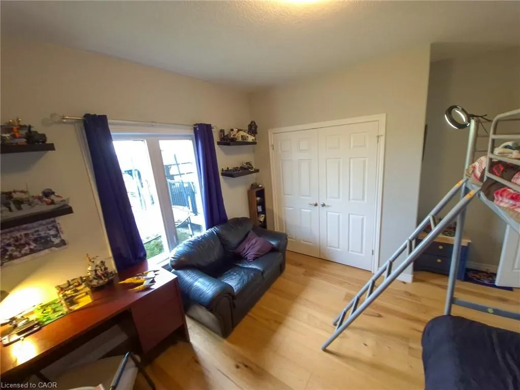 1 Phillips Court