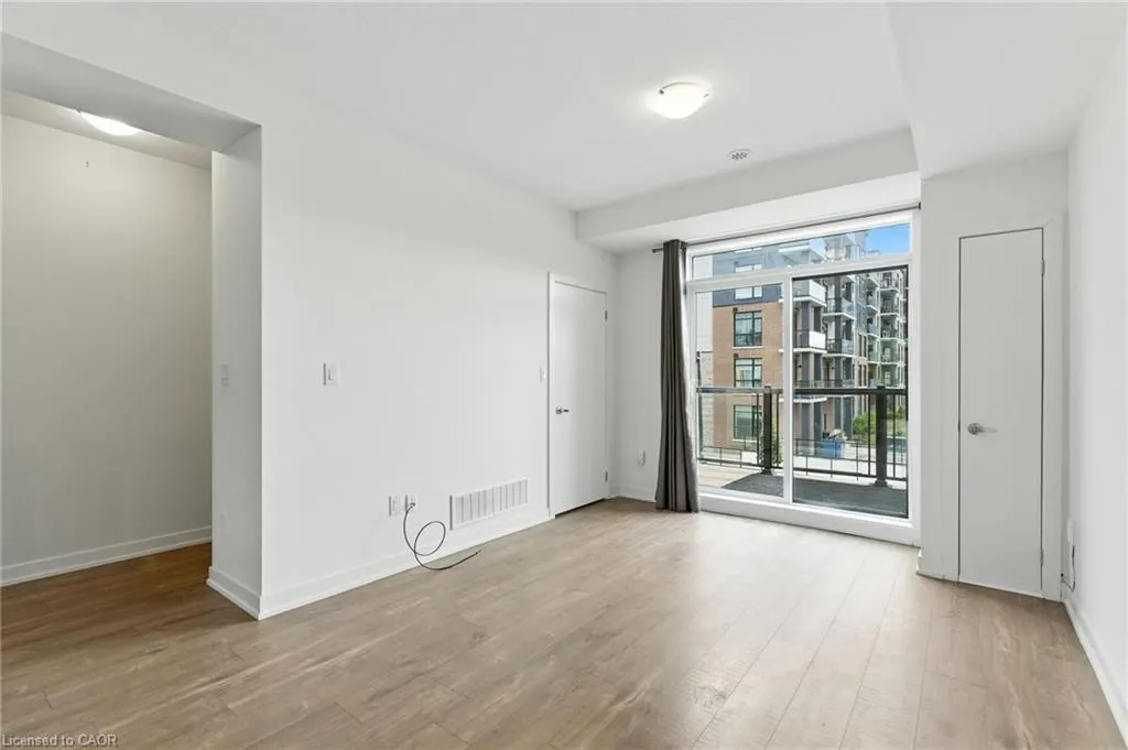 590 North Service Road, #4
