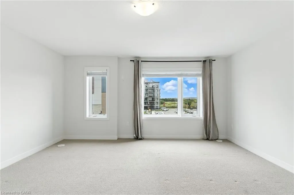 590 North Service Road, #4