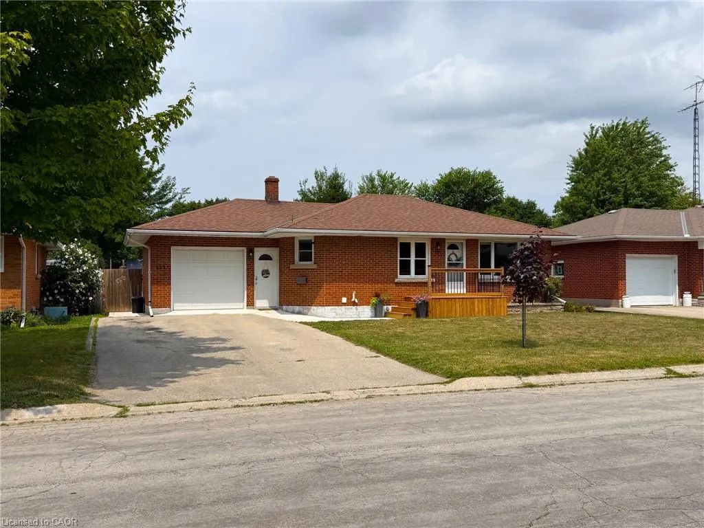 153 Connaught Avenue