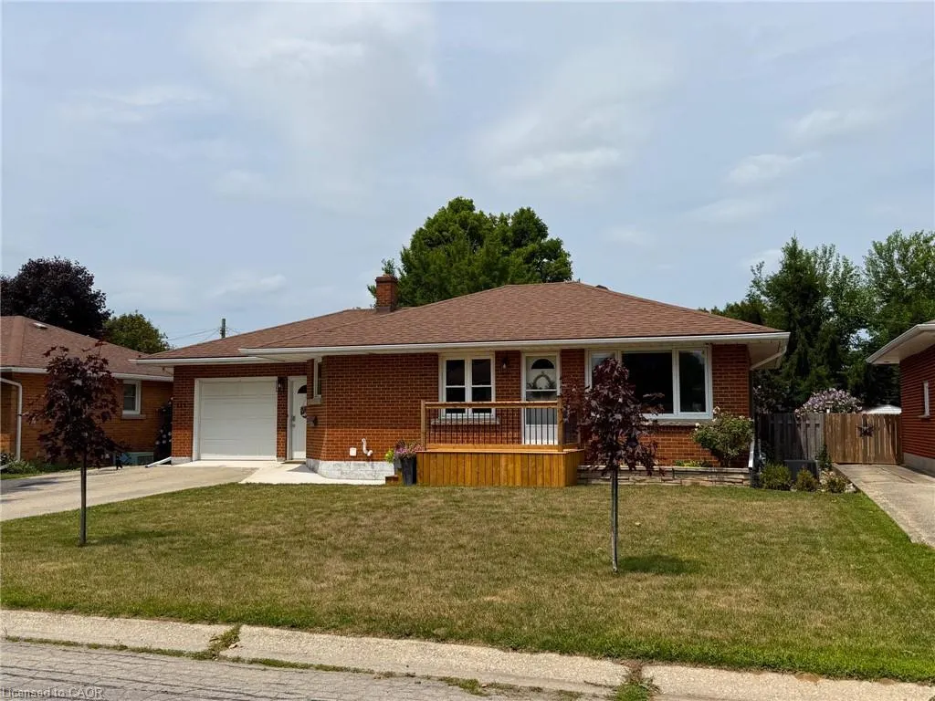 153 Connaught Avenue