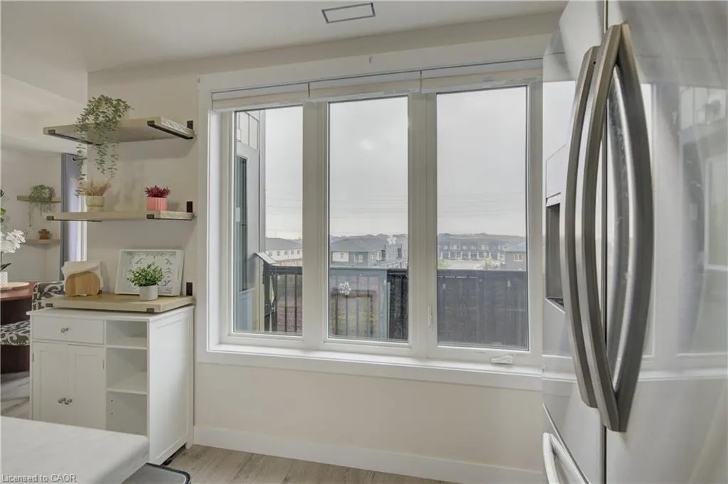 160 Rochefort Street, #A4