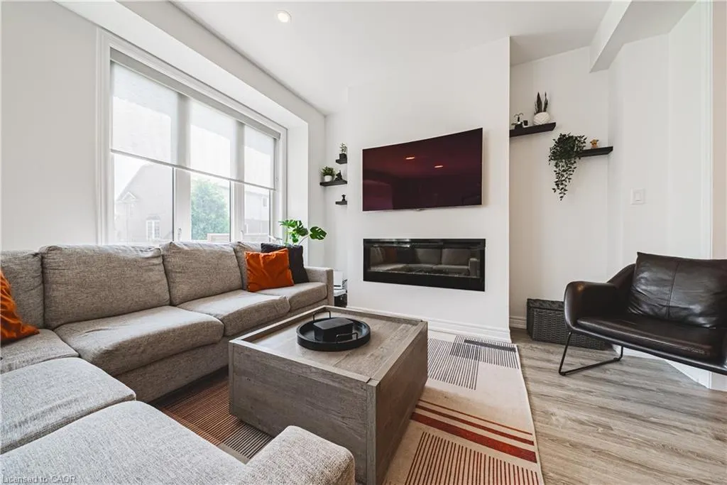 1890 Rymal Road E, #43