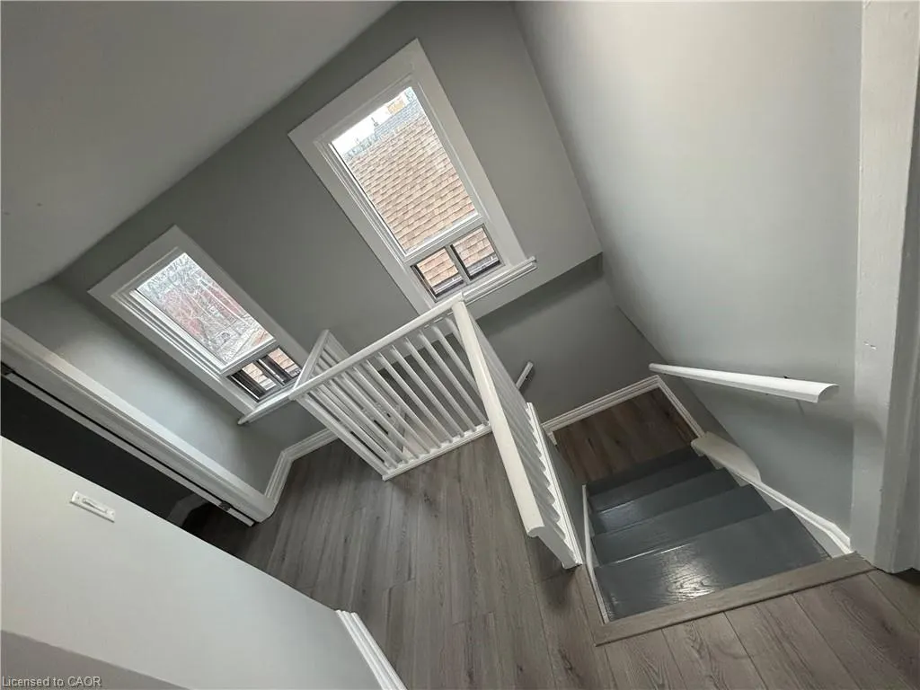 46 Delena Avenue S, #1