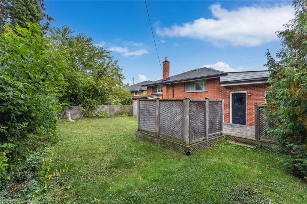 642 Upper Ottawa Street