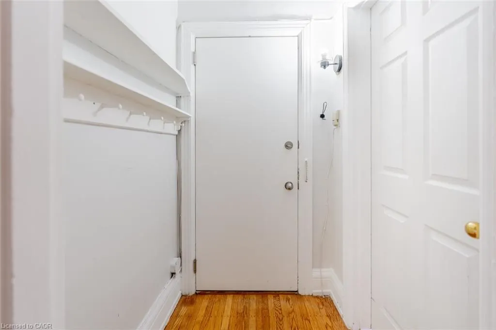 270 Main Street W, #2