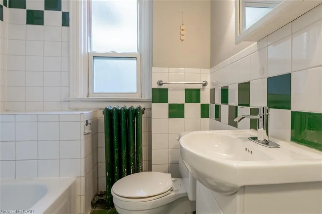 270 Main Street W, #2