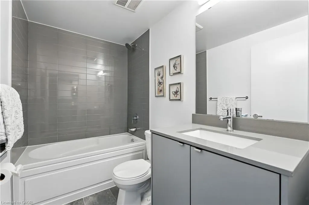 3210 Dakota Common, #A220