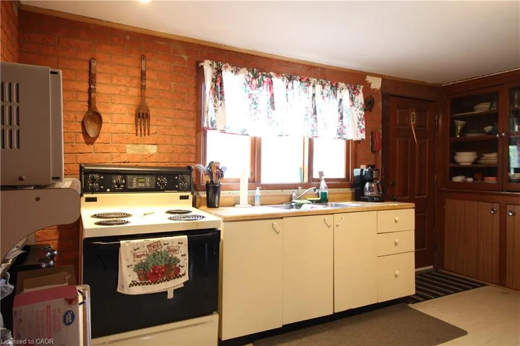 312 Ridgeway Road