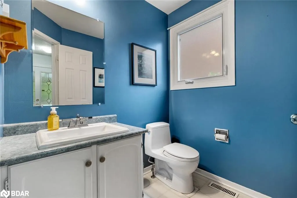 4265 Thom Gardens