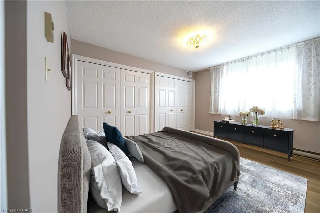 2 Lancaster Street E, #504
