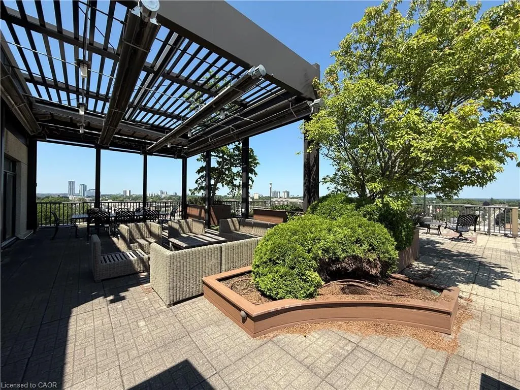 2 Lancaster Street E, #504