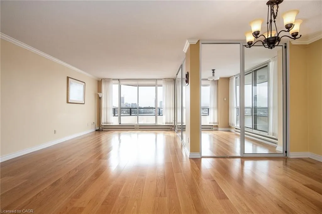 2 Lancaster Street E, #504