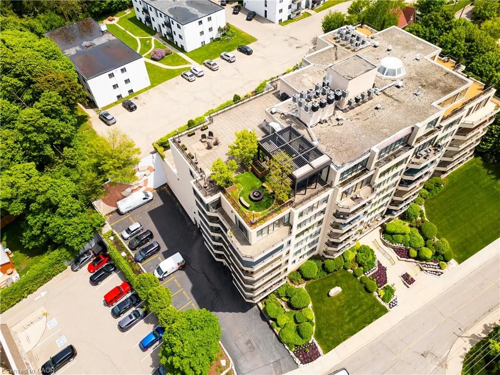 2 Lancaster Street E, #504