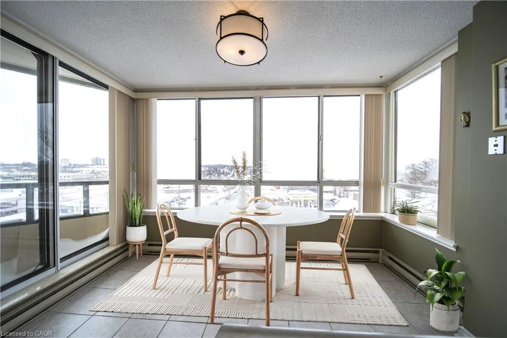 2 Lancaster Street E, #504