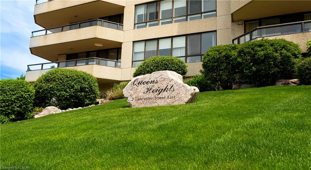2 Lancaster Street E, #504