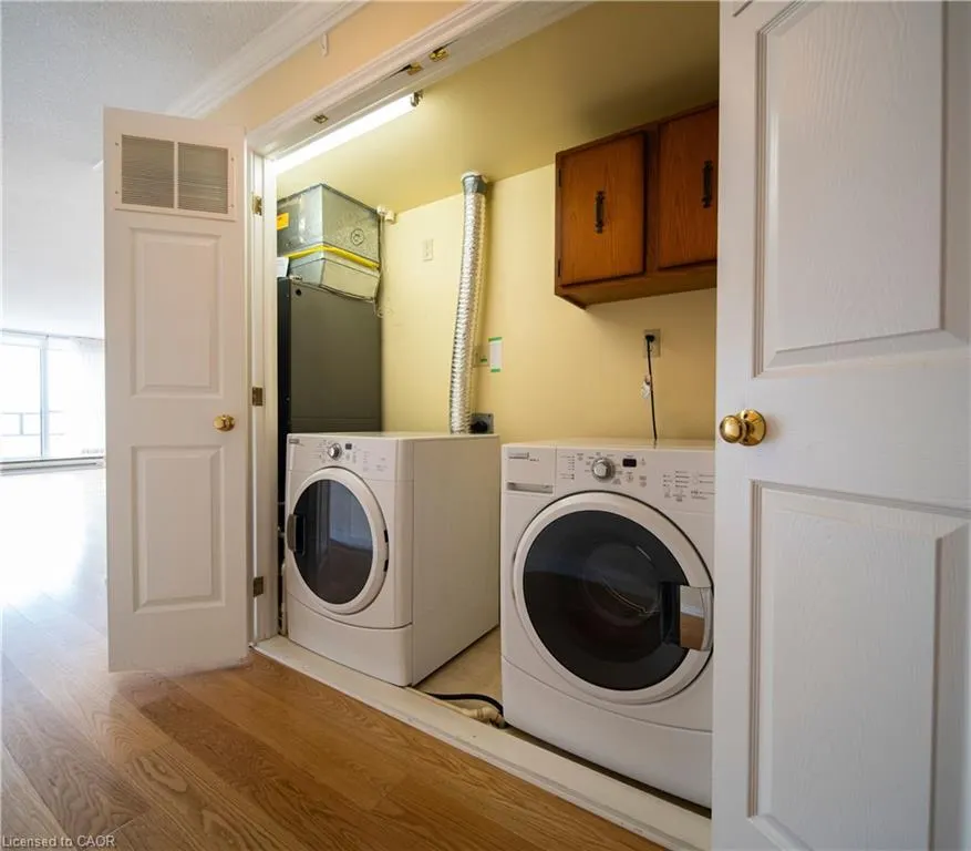 2 Lancaster Street E, #504