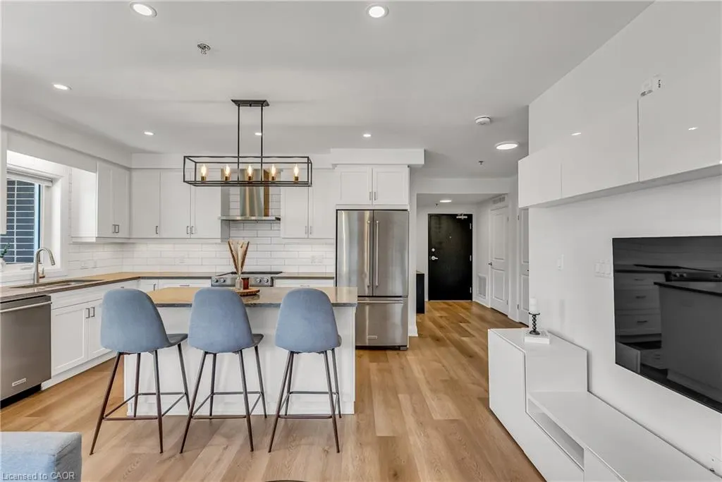 247 Grey Silo Road, #102
