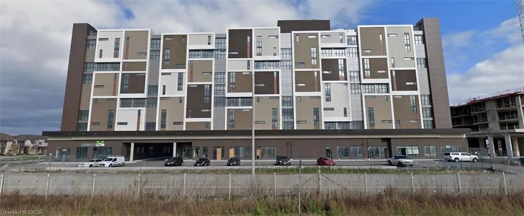 560 North Service Road, #806