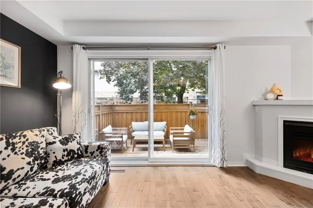 2015 Cleaver Avenue, #5