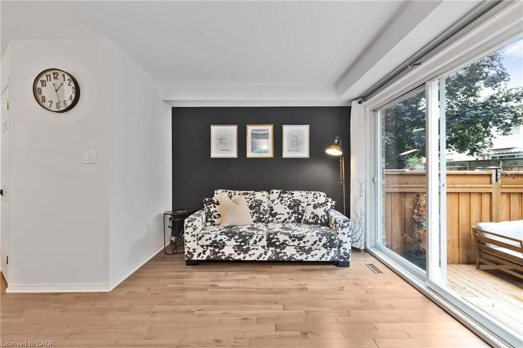 2015 Cleaver Avenue, #5