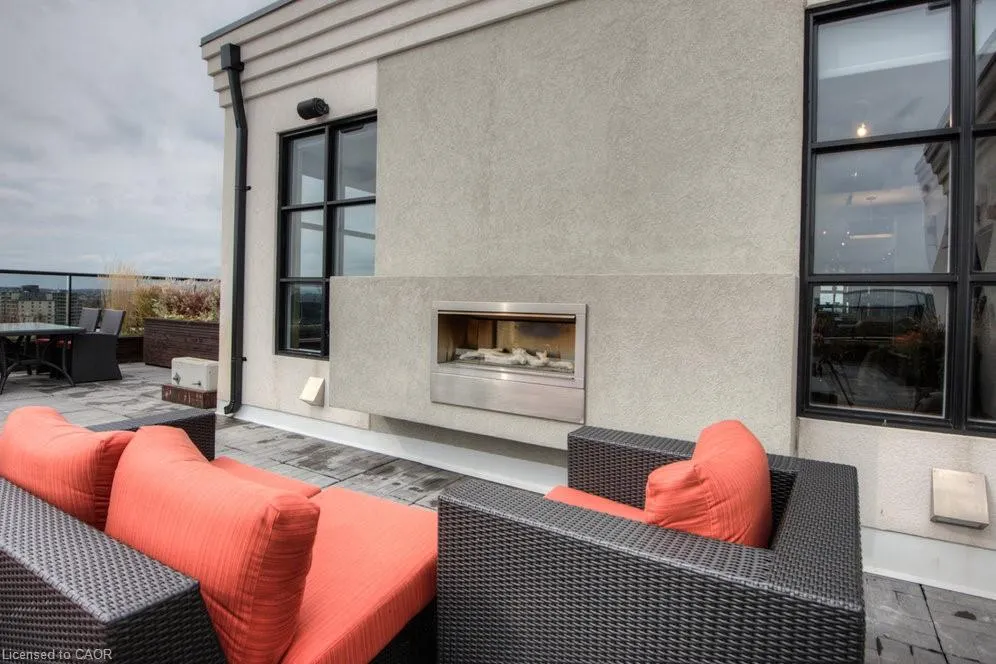 112 Benton Street, #410