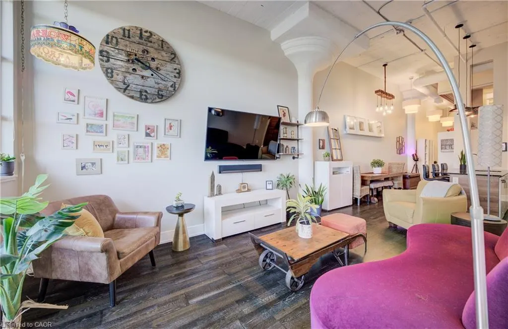 112 Benton Street, #410