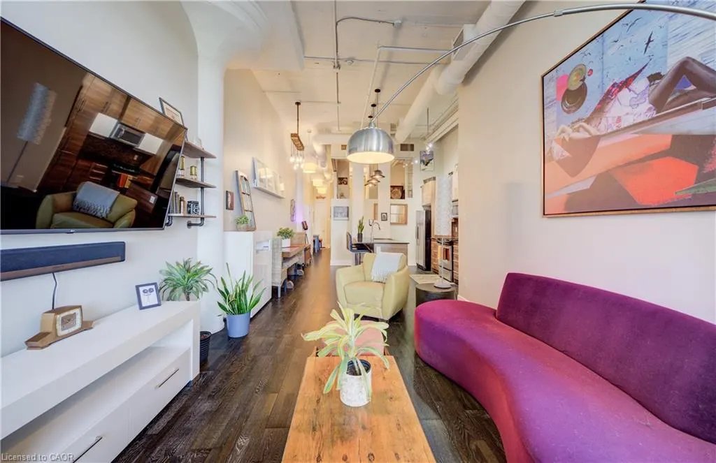 112 Benton Street, #410