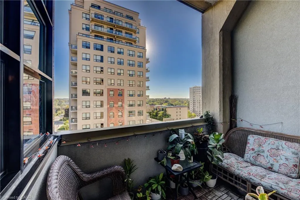 112 Benton Street, #410