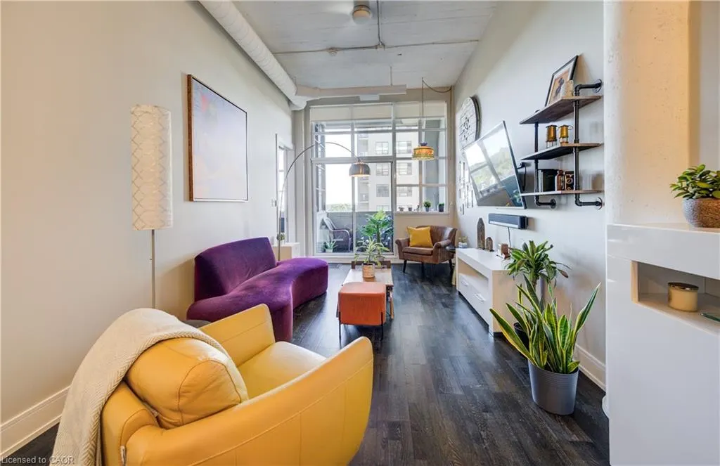 112 Benton Street, #410