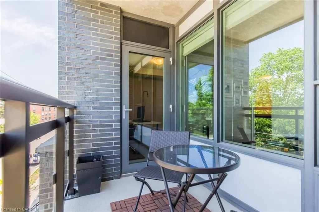 63 Arthur Street S, #315